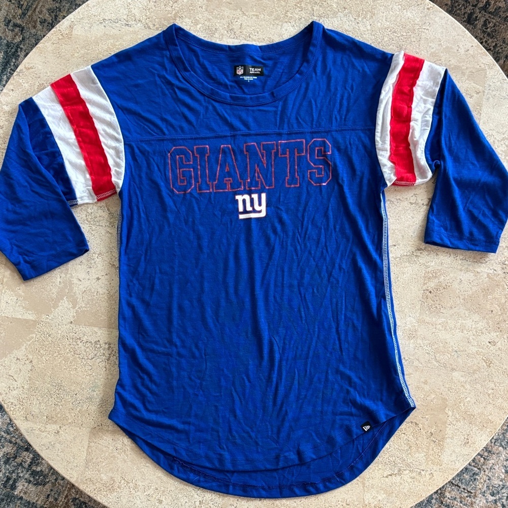 NFL Giants women’s size small Blue and Red 3/4 Sleeve Tee‎